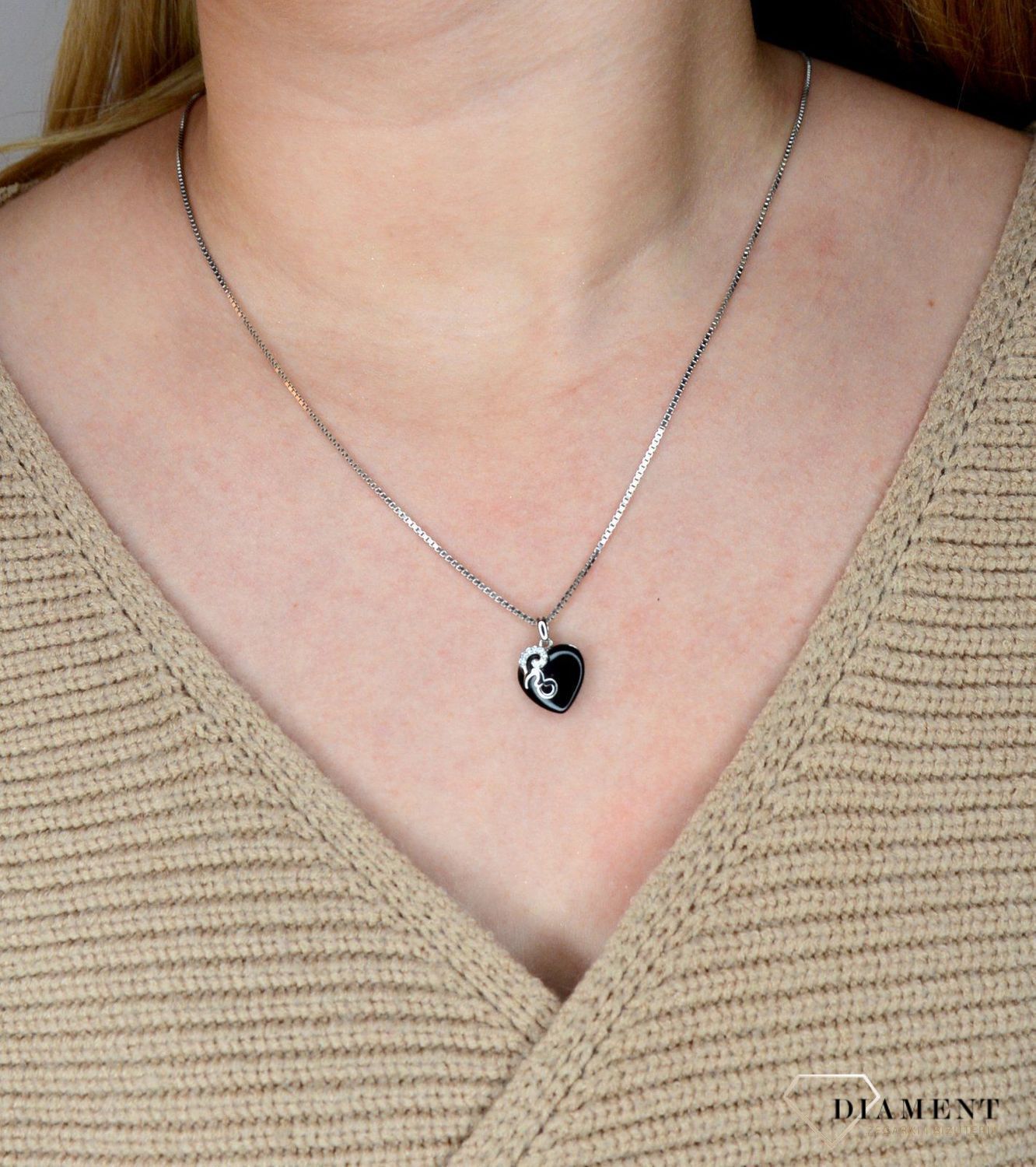 Łańcuszek srebrny kostka rodowowany 1 mm.jpg